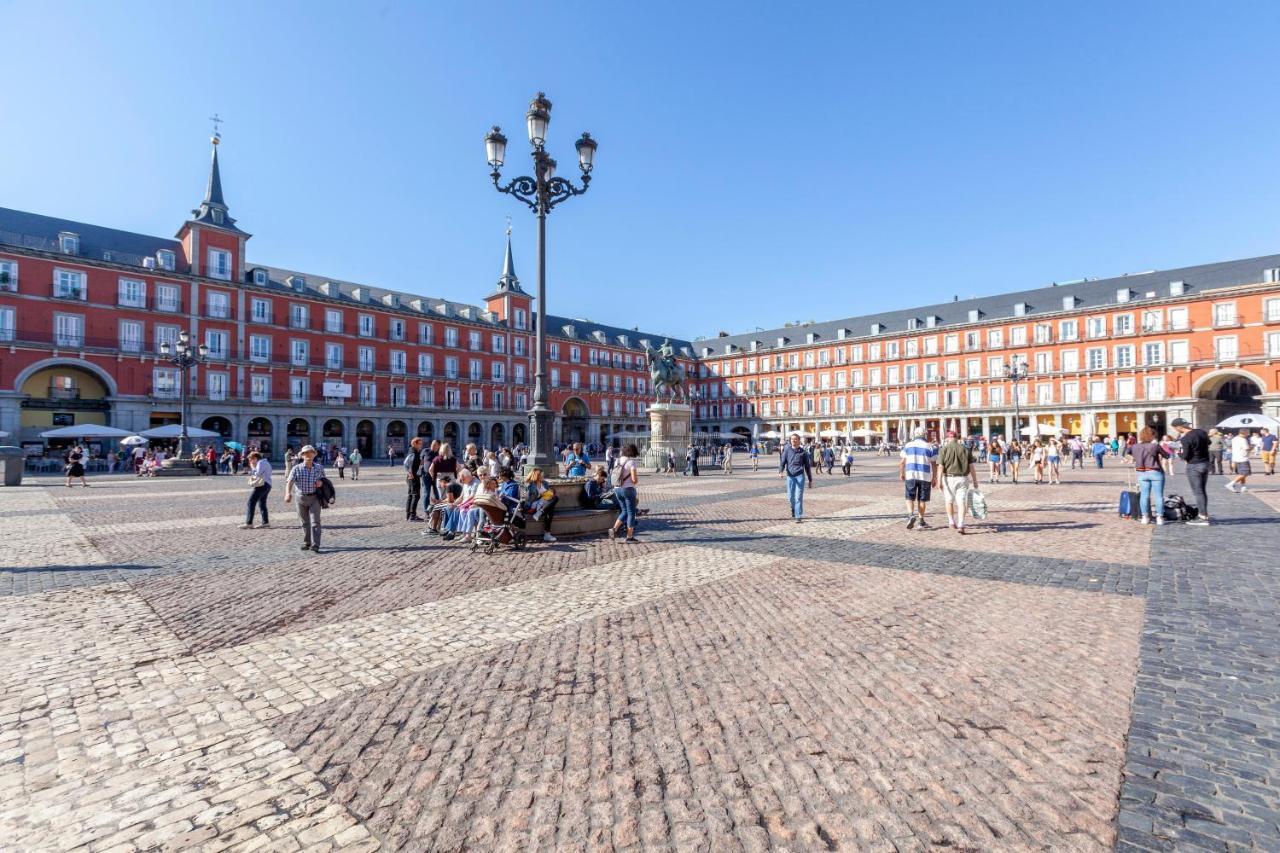Luxury Belmont Puerta Del Sol Apartment Madrid Exterior photo
