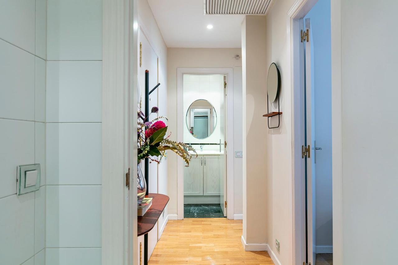 Luxury Belmont Puerta Del Sol Apartment Madrid Exterior photo