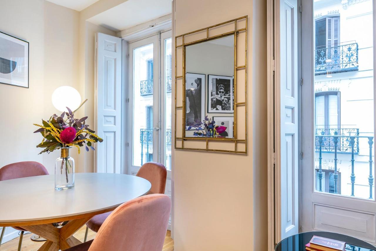 Luxury Belmont Puerta Del Sol Apartment Madrid Exterior photo